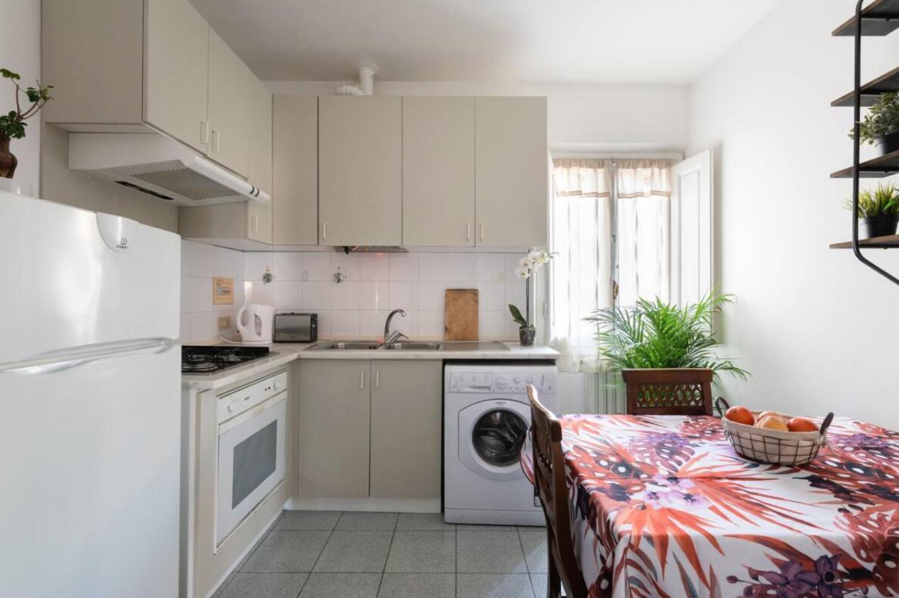 Via Ricasoli Apartment, Next To Accademia 佛罗伦萨 外观 照片